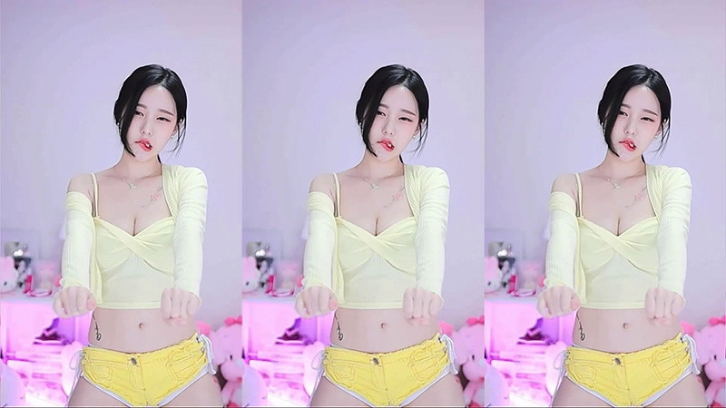 [主播]AfreecaTv韩国BJ丘珍低胸热裤摩托摇性感热舞预览图 3